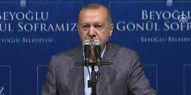 Başkan Erdoğan sözde sanatçıları topa tuttu!