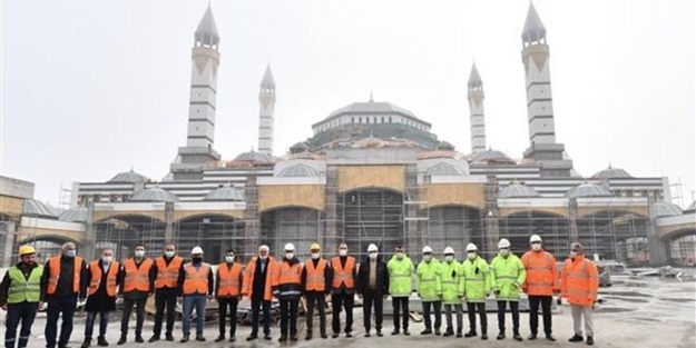 Başkan Erdoğan temelini atmıştı... Hızla yükseliyor