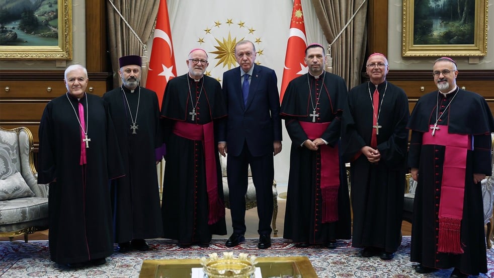 Başkan Erdoğan, Türkiye Katolik Episkoposlar heyetini kabul etti