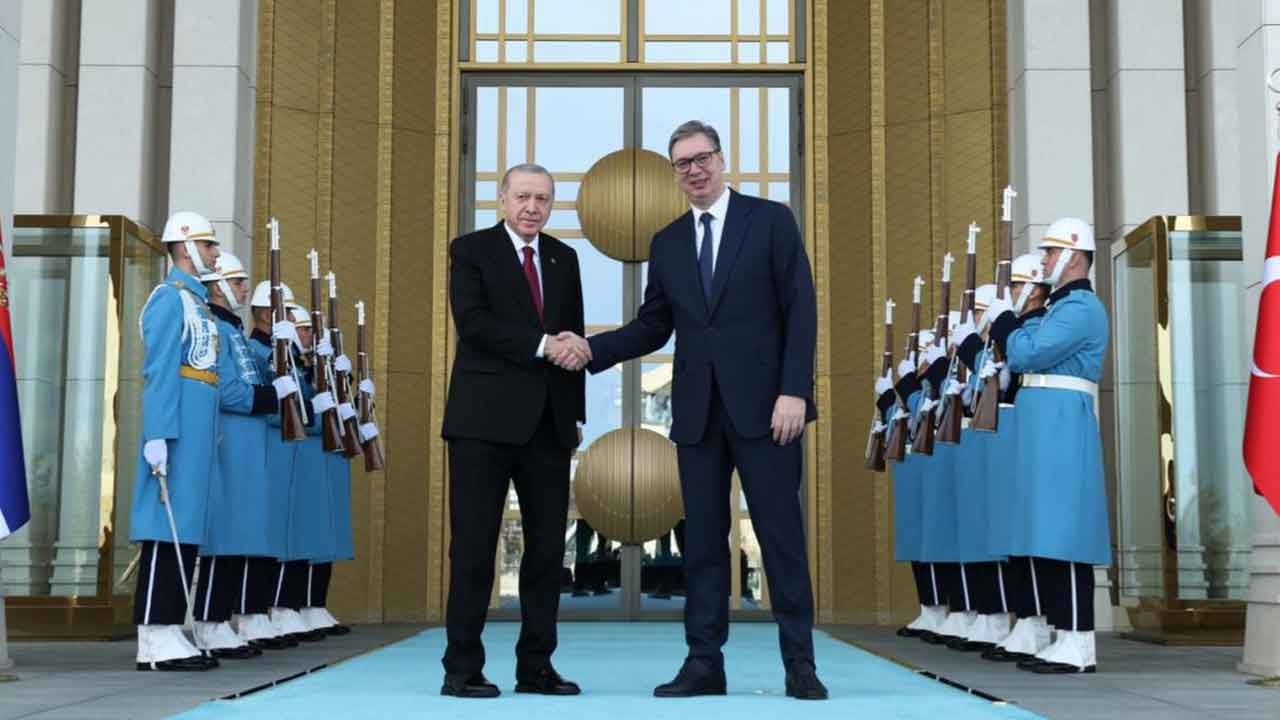 Başkan Erdoğan, Vucic'i resmi törenle karşıladı
