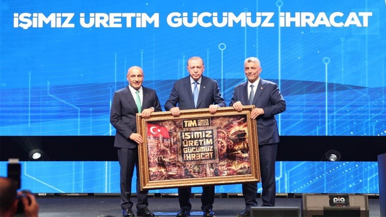 Başkan Erdoğan’a takdim edildi Tarihi tablonun sırrı ortaya çıktı