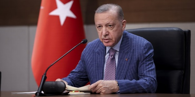 Başkan Erdoğan'dan 1 Mayıs mesajı: Bütün vatandaşlarımızın yanında olmayı sürdüreceğiz