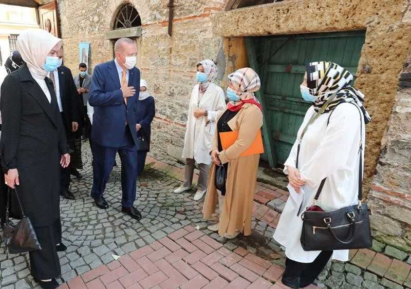 Başkan Erdoğan’dan 28 Şubat sergi gezisi “Böyle Daha Güzelsin”
