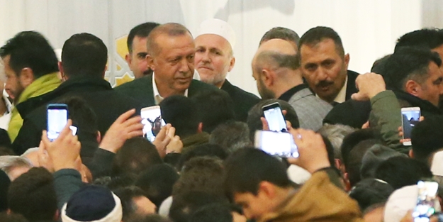 Başkan Erdoğan Kur'an okudu