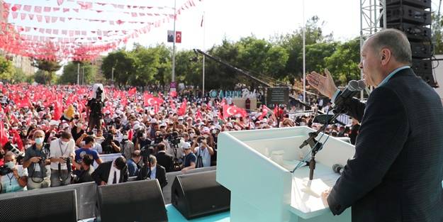 Başkan Erdoğan'dan çok sert tepki: Bunlarda ne edep ne namus var