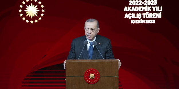 Başkan Erdoğan'dan Kılıçdaroğlu'na başörtüsü çağrısı: Samimiysen gel