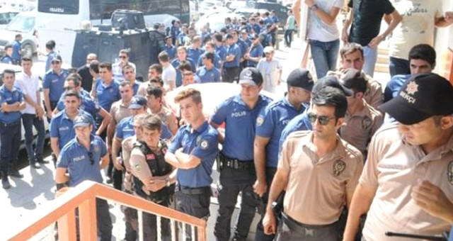 Başkan Erdoğan'ın çağrısı sonrası polisler sıraya girdi