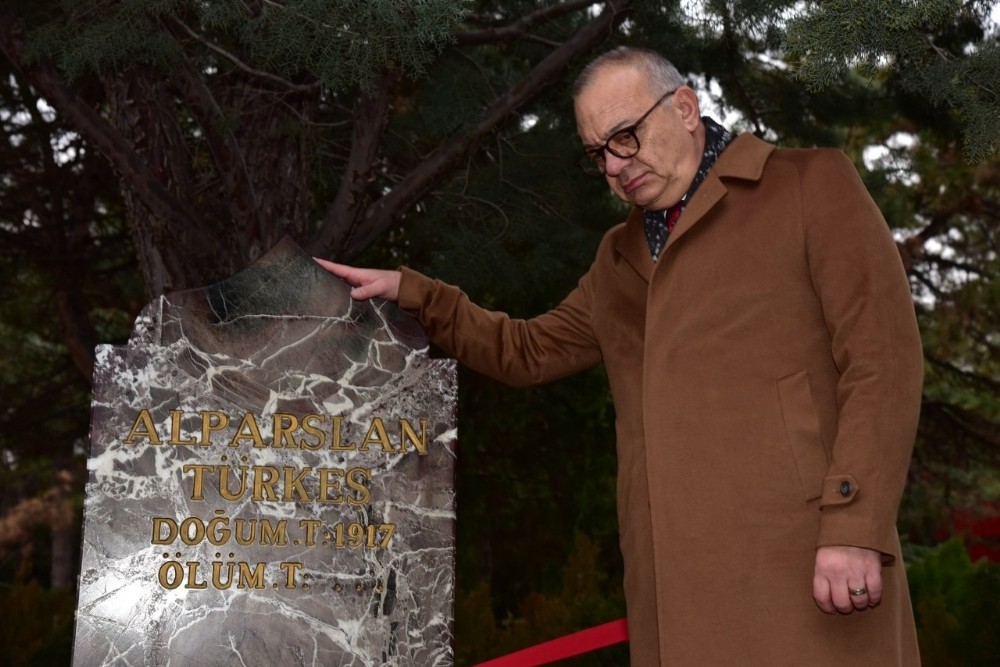 Başkan Ergün, Alparslan Türkeş’i andı 