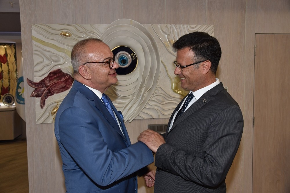 Başkan Ergün Öküzcüoğlu’nu ağırladı 