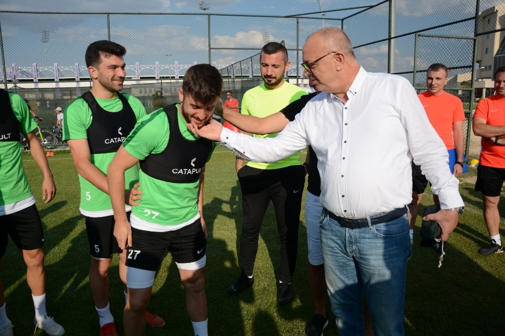 Başkan Ergün’den futbolculara moral 