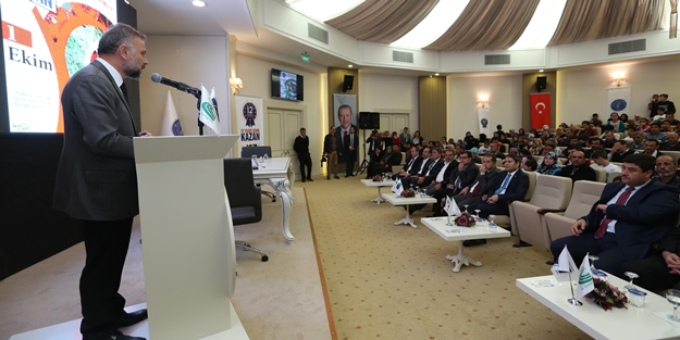 Başkan Ertürk Kazan'da mültecilerle buluştu