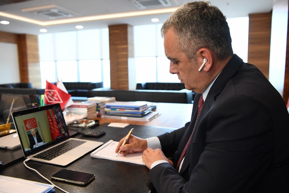 Başkan Esen Kılıçdaroğlu’na Konyaaltı’nı anlattı 