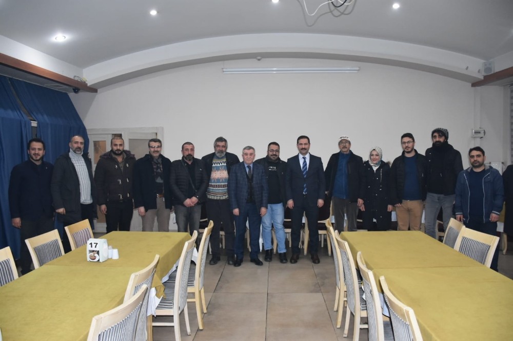 Başkan Geylani gazetecilerle bir araya geldi 