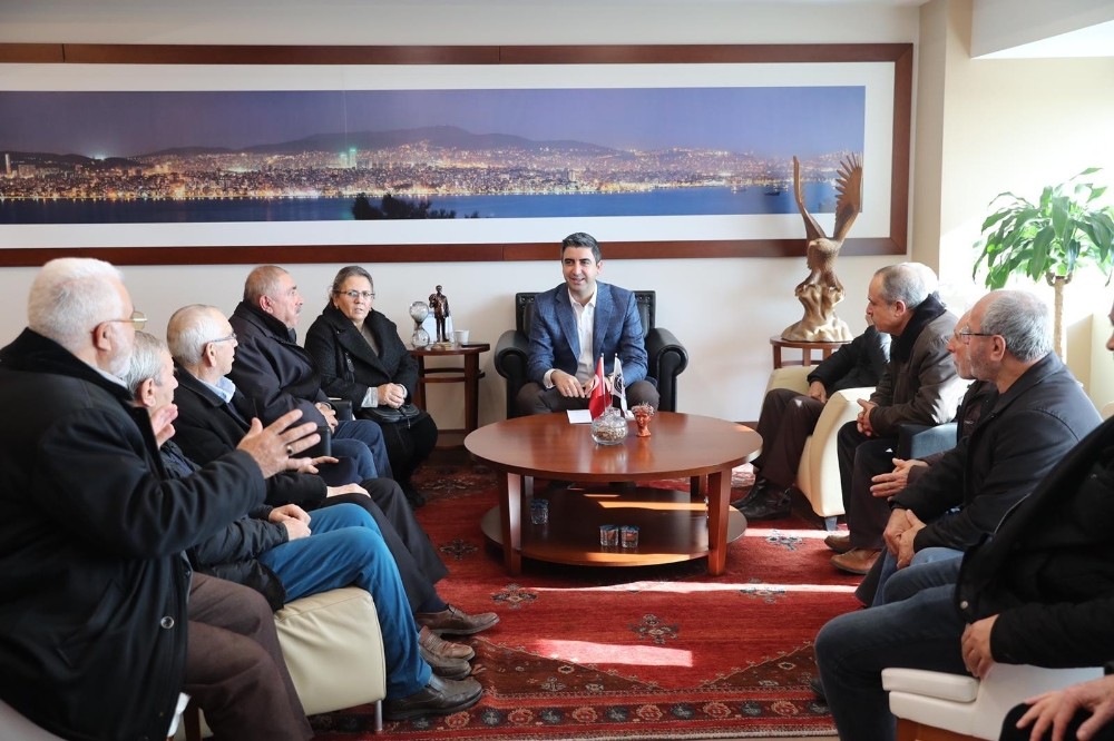 Başkan Gökhan Yüksel Halk Gününde vatandaşları dinledi 