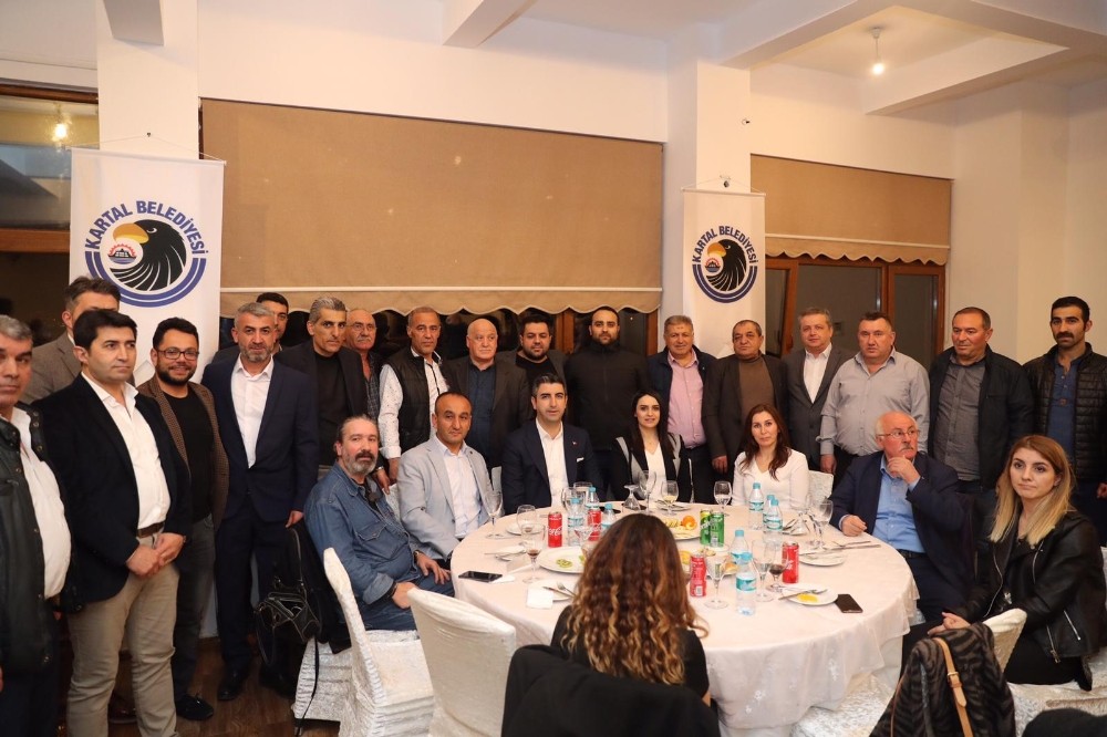 Başkan Gökhan Yüksel, taksici esnafıyla bir araya geldi 