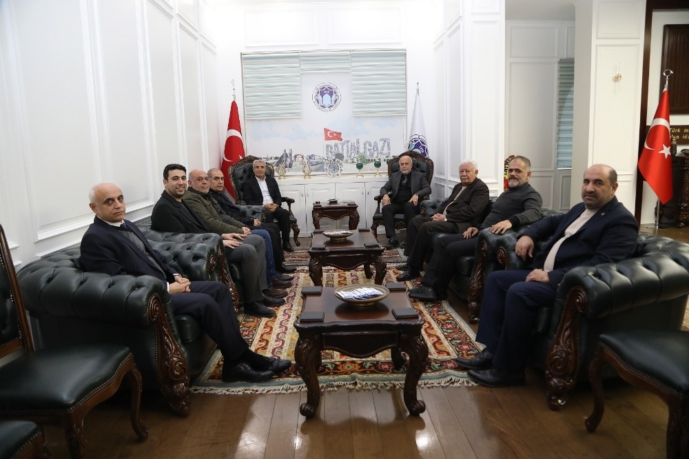 Başkan Güder, eğitimin önemine temas etti 