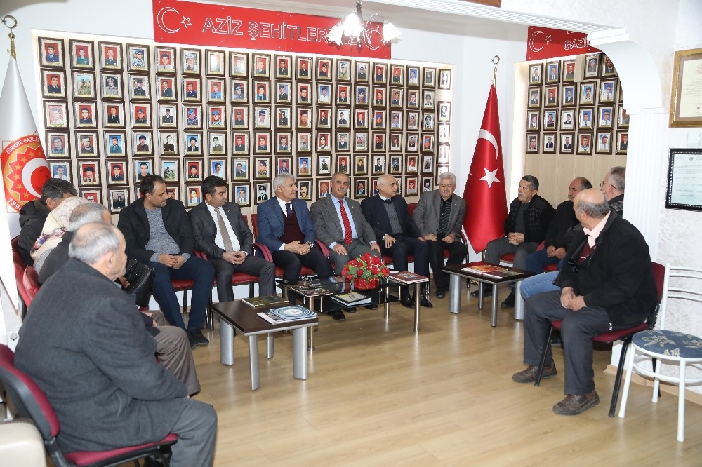 Başkan Güder, şehit aileleri ile buluştu 