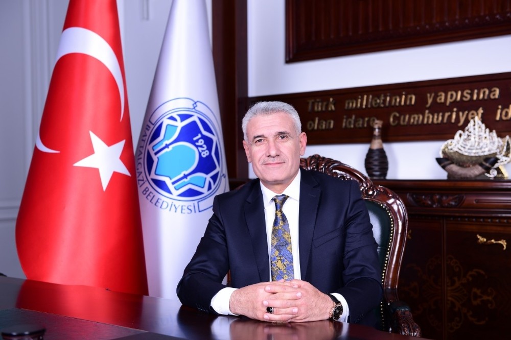 Başkan Güder’den Hemşireler Haftası kutlaması 