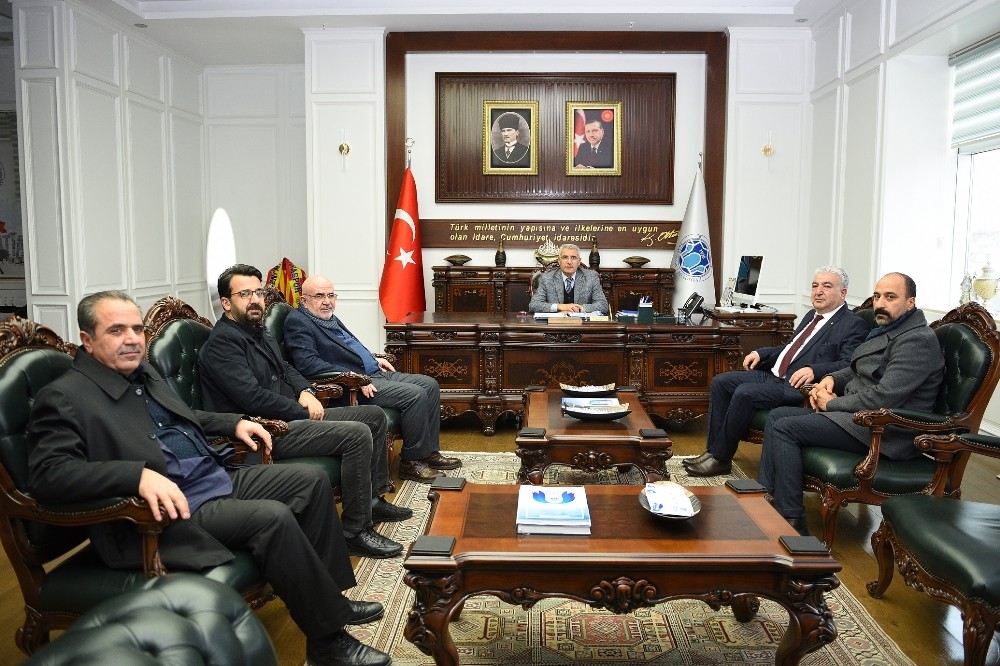 Başkan Güder’e geçmiş olsun ziyaretleri 