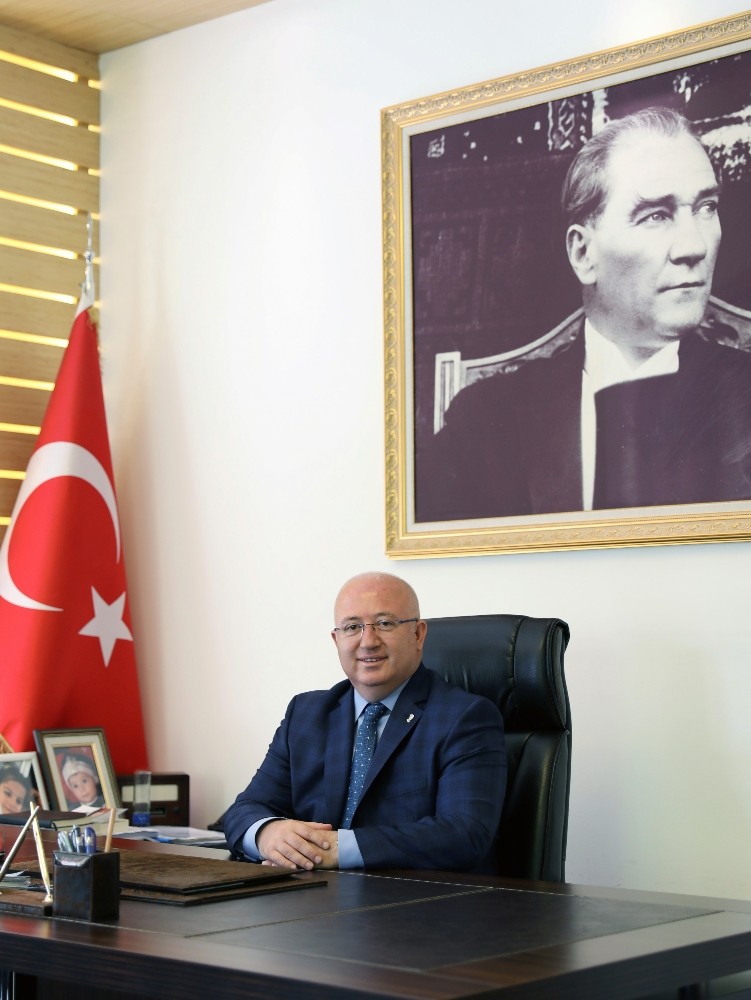 Başkan Gümüş; “Güçlü Demokrasi Güçlü Basınla Mümkün Olur” 