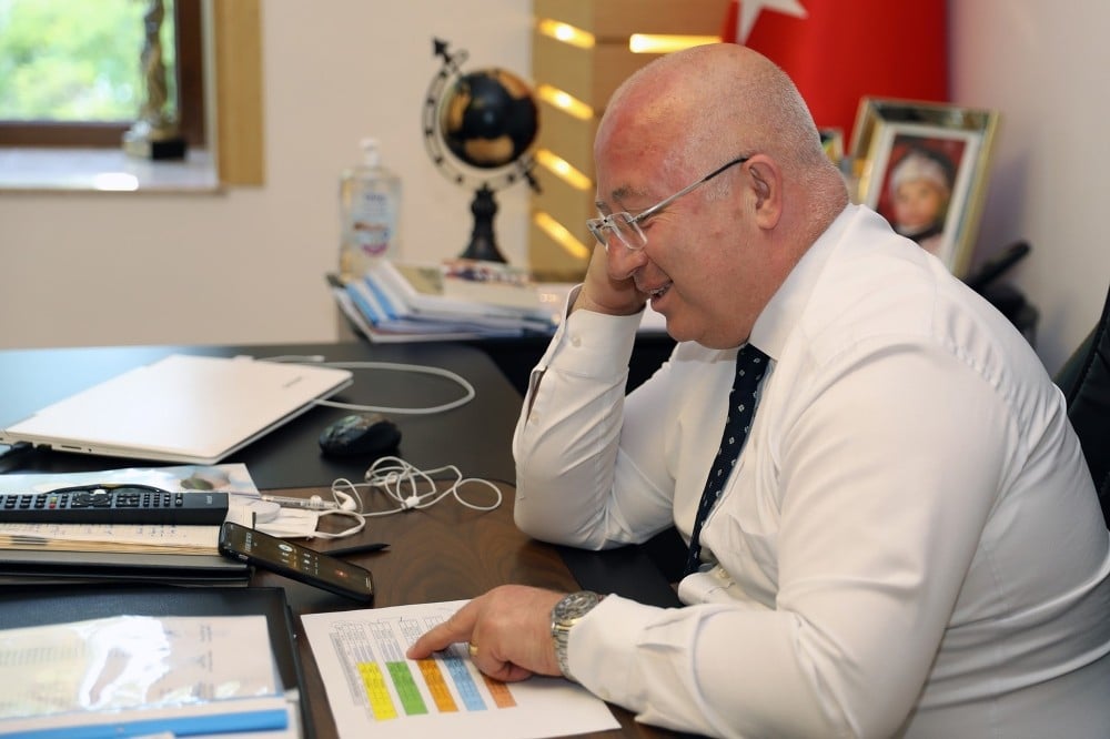Başkan Gümüş’ten öğrencilere sürpriz telefon 