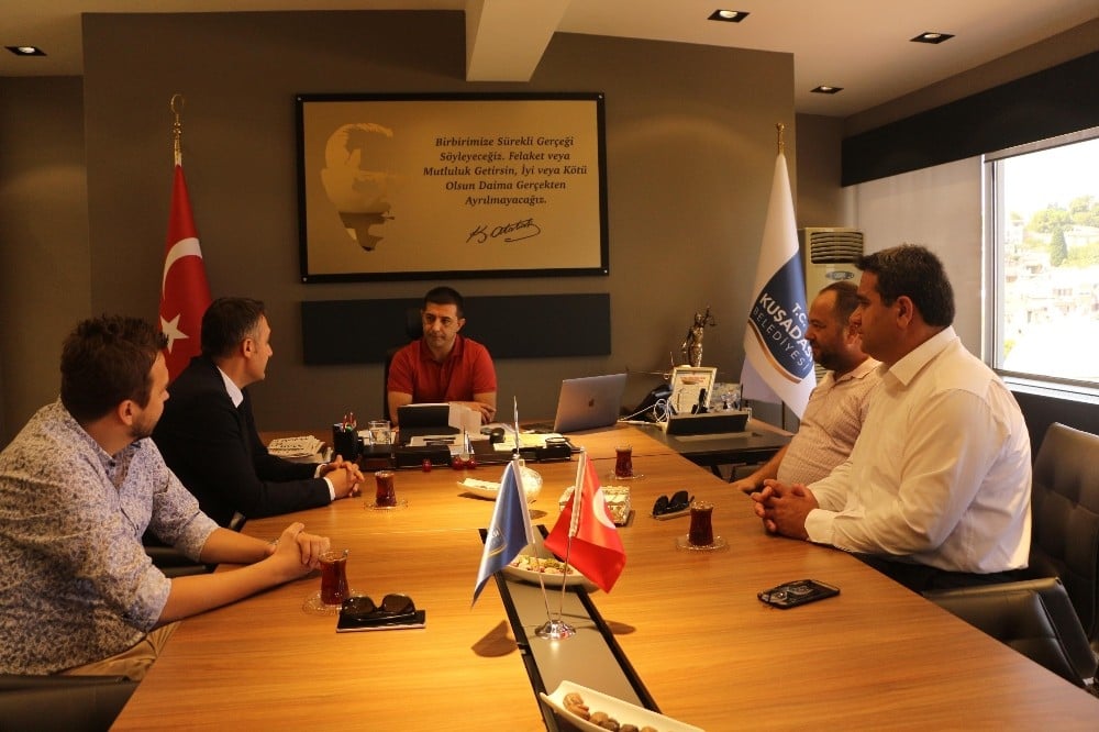 Başkan Günel, jeoloji mühendisleriyle bir araya geldi 