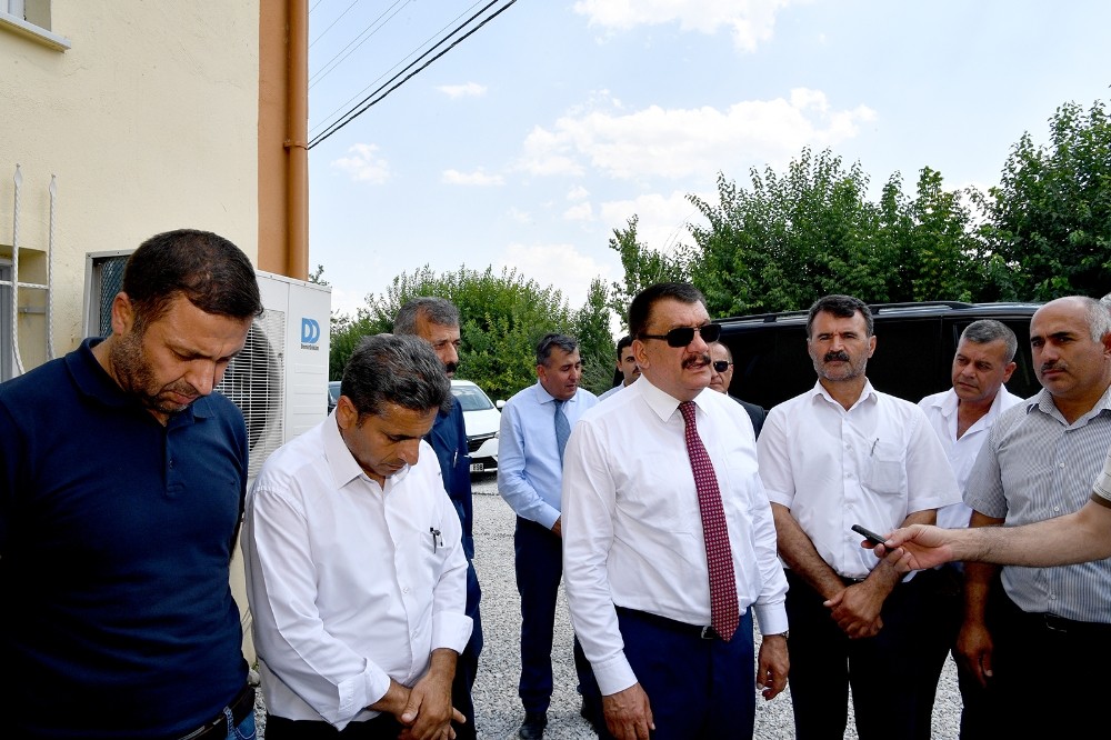 Başkan Gürkan asfalt çalışmalarını yerinde inceledi 