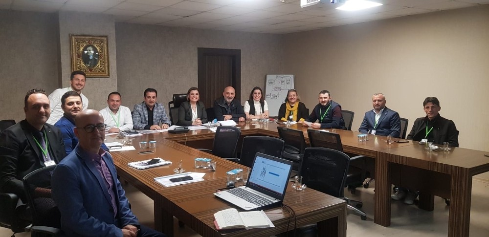 Başkan Hürriyet’ten ekibiyle spor mesaisi 