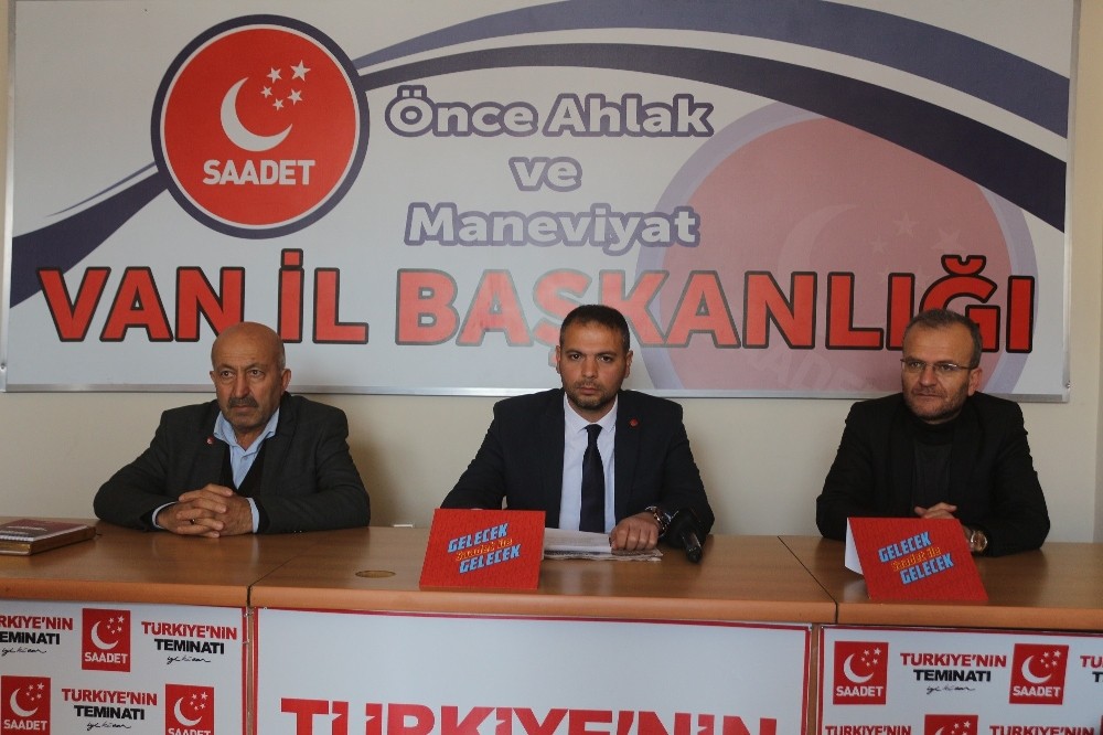 Başkan İlhan, belediye borçlarını sordu 