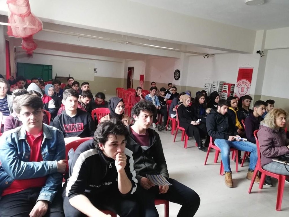 Başkan Işık: “Ülkemizin geleceğine yatırımı gençlerimizle yapıyoruz” 