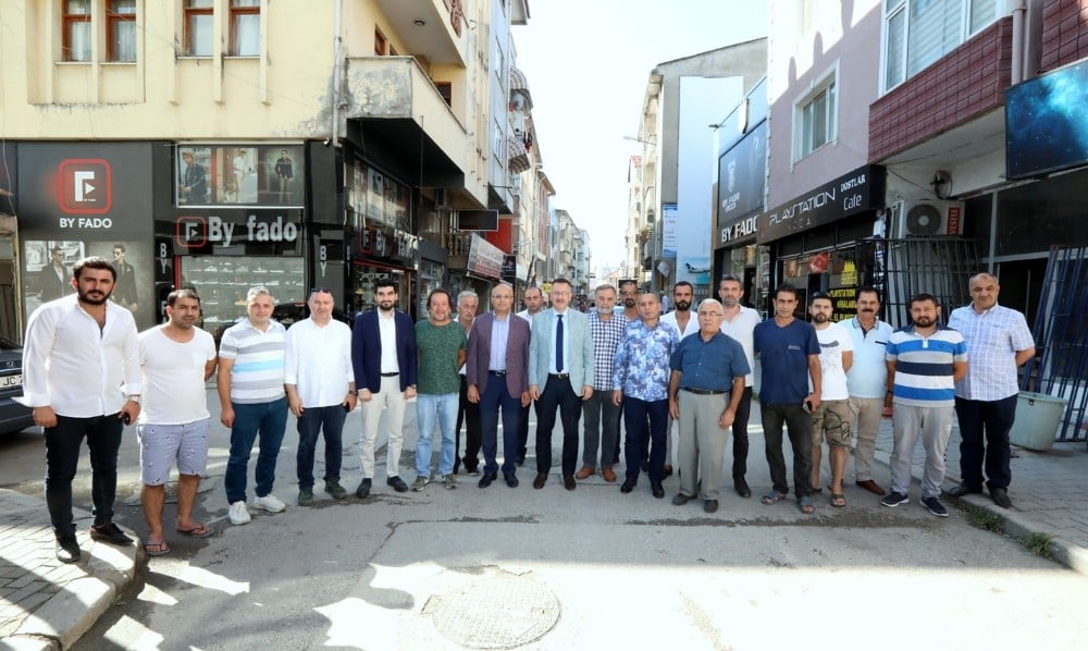 Başkan Işıksu, “Esnaf mutlu olursa Adapazarı mutlu olur” 