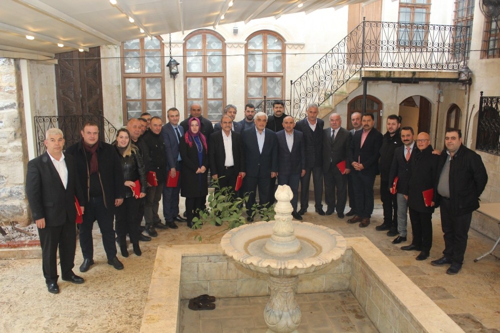 Başkan Kara personeliyle vedalaştı 