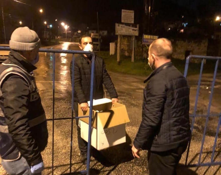 Başkan Karabıyık karantina altındaki köy hakkında bilgi aldı 