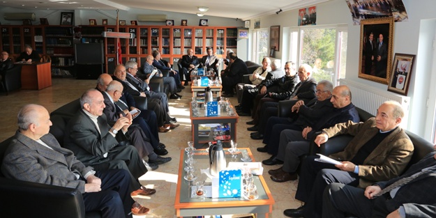 Başkan Karadeniz yerel yönetimlerde yeni vizyonları anlattı