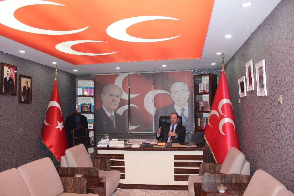 Başkan Karataş 8 Mart Dünya Kadınlar Gününü kutladı 