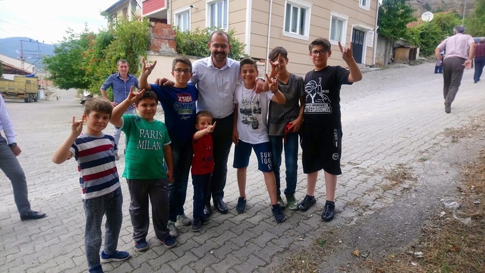 Başkan Kavaklıgil, çocukları sevindirdi 
