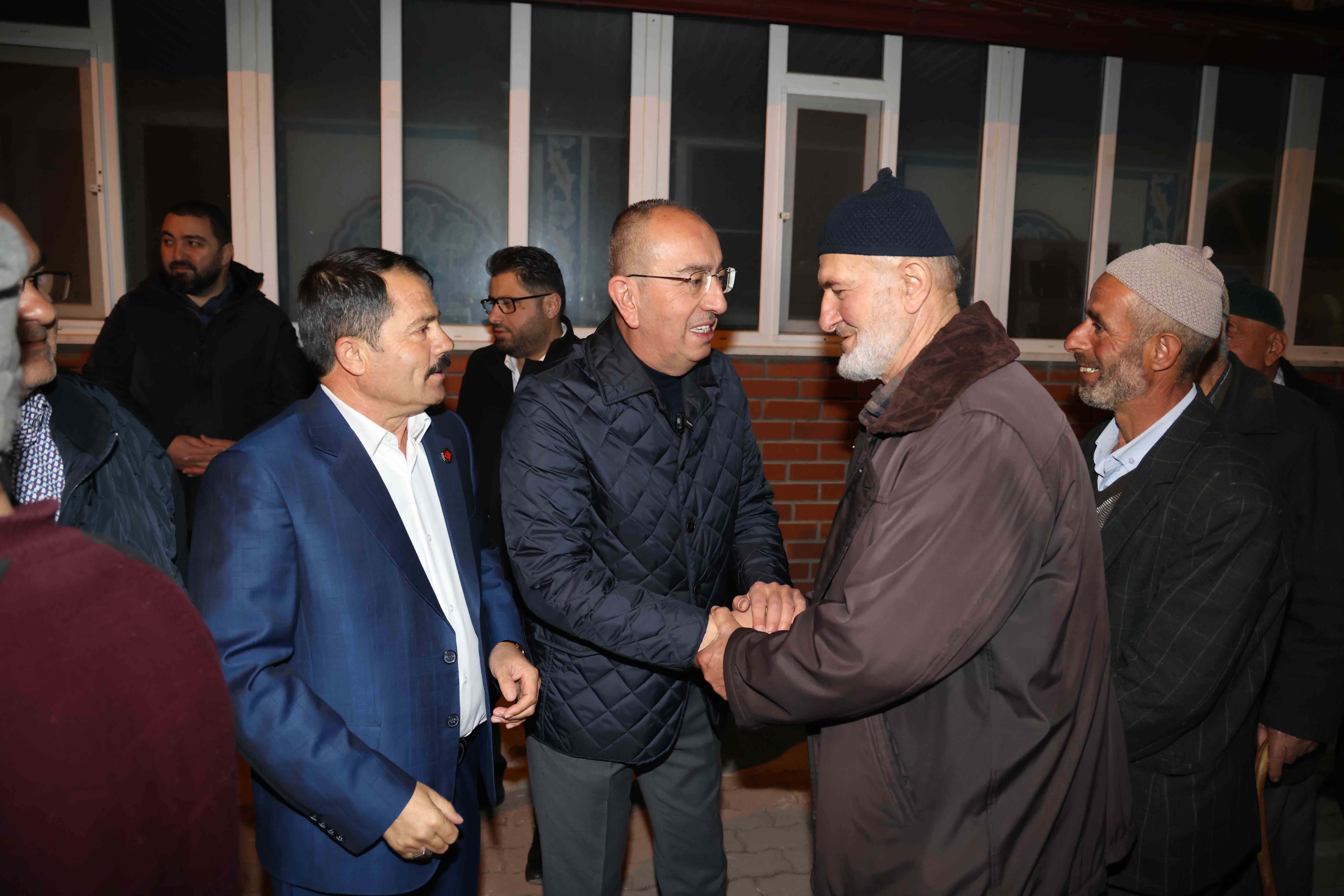 Başkan Kavuş'tan Sefaköy'e çifte bayram müjdesi!