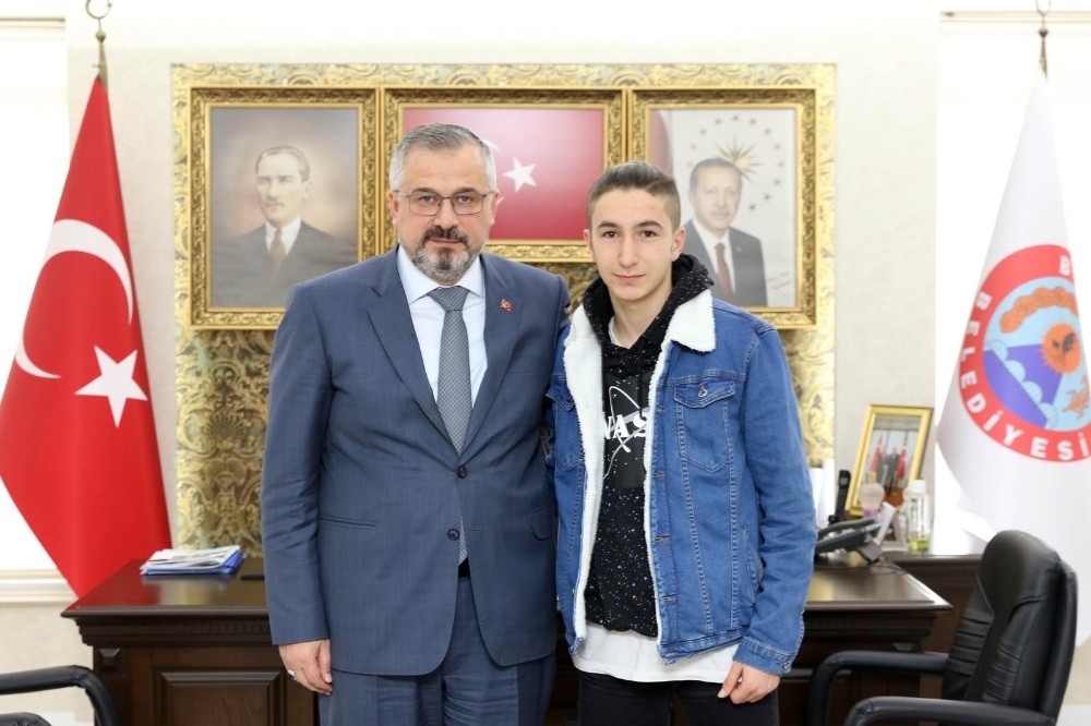 Başkan Kılıç, milli davet alan Selçuk’a başarılar diledi 