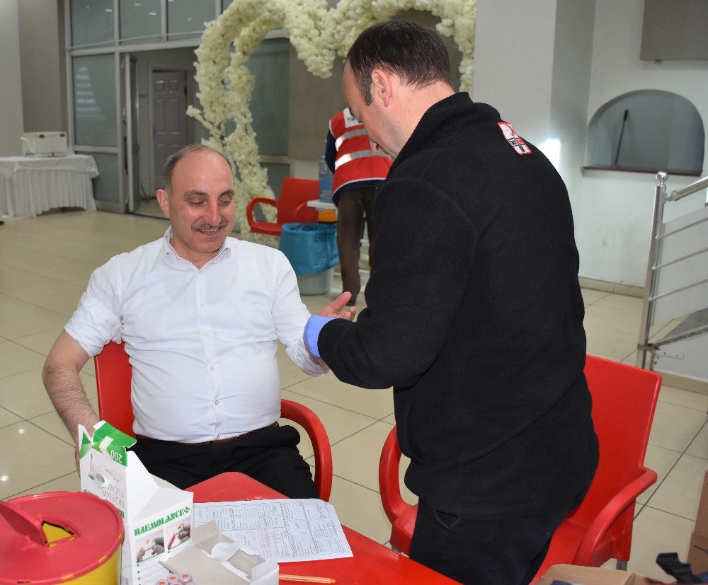 Başkan Kılıç’tan ‘Kan ver hayat kurtar’ kampanyasına destek 