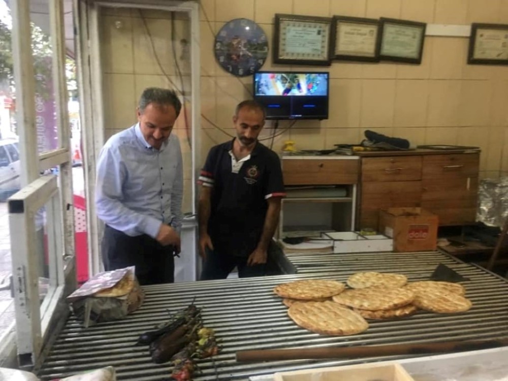 Başkan Kılınç, esnaflarla bir araya geldi 