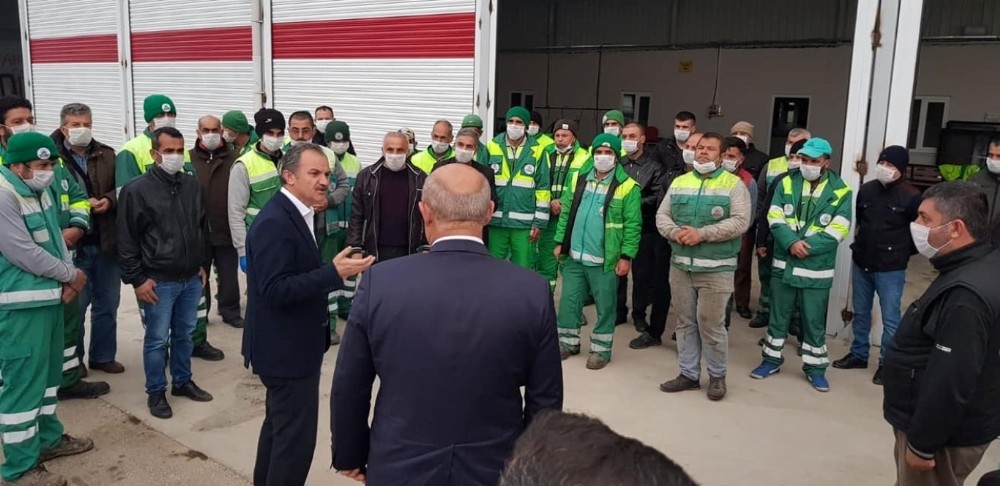 Başkan Kılınç, temizlik çalışmalarını inceledi 