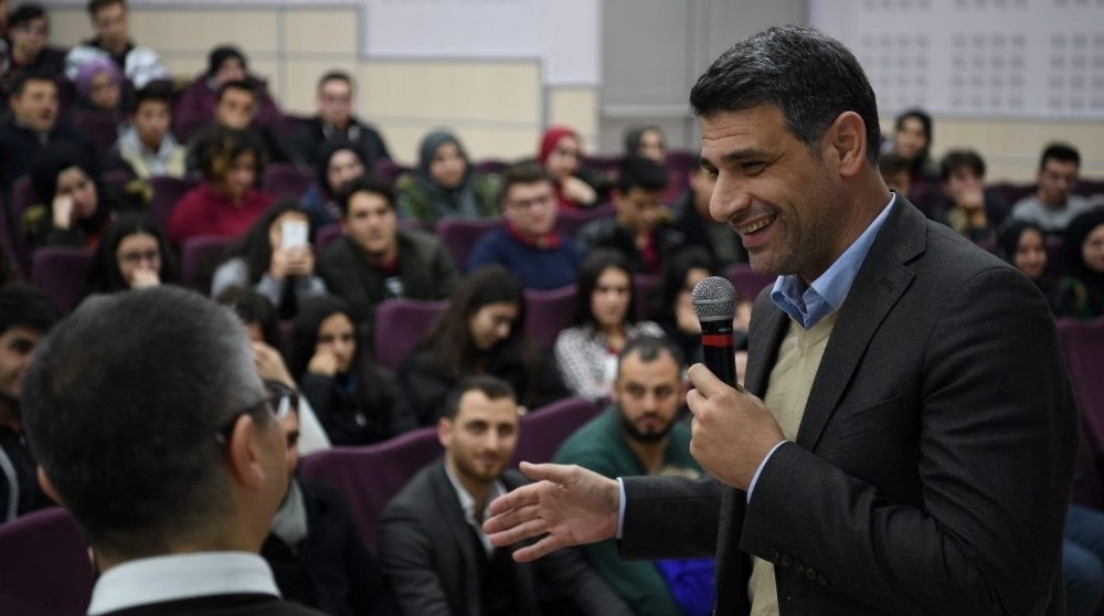 Başkan Kocaman, öğrencilerle buluştu 