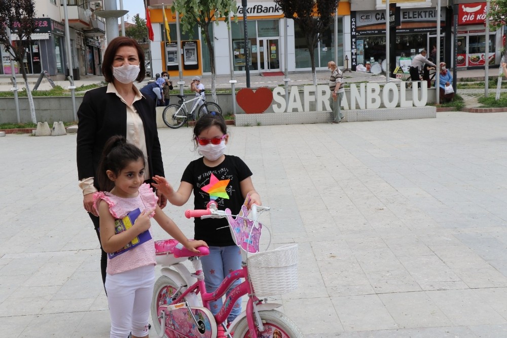 Başkan Köse çocuklarla buluştu 