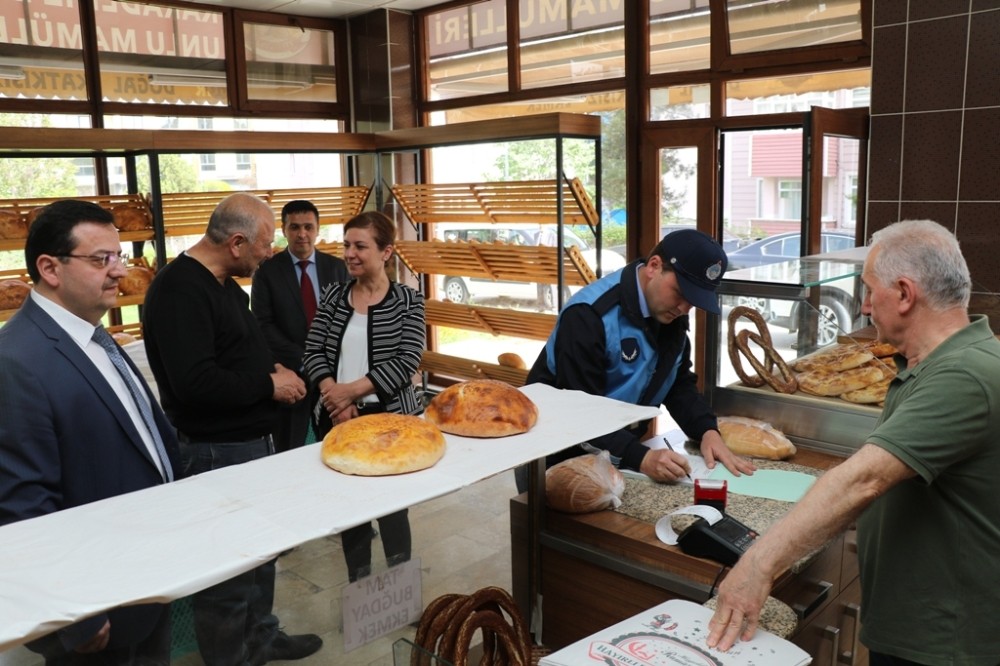 Başkan Köse fırınları denetledi 