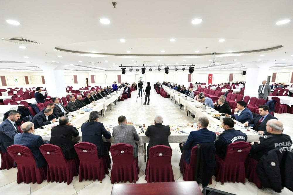 Başkan Köse muhtarlarla bir araya geldi 