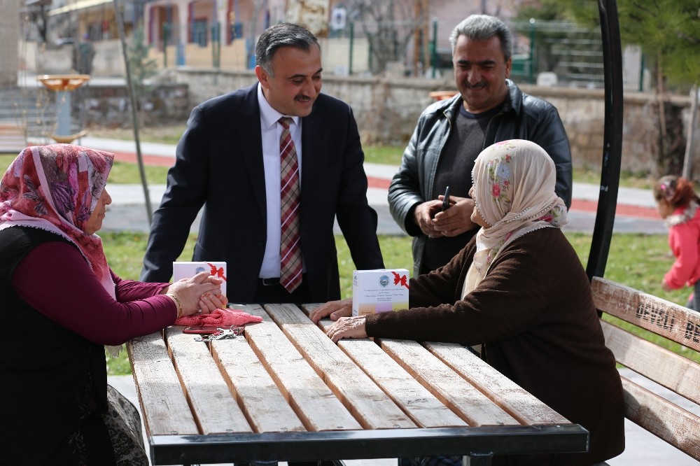 Başkan Mehmet Cabbar’dan 8 Mart Dünya Kadınlar Günü kutlaması 