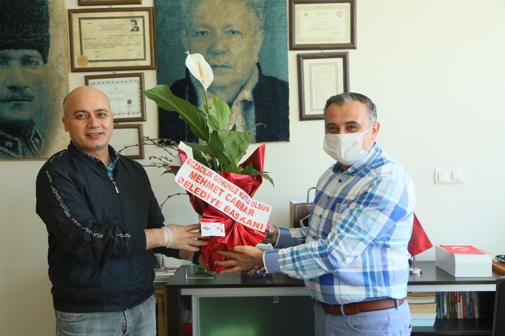 Başkan Mehmet Cabbar’dan Eczacılar Günü mesajı 