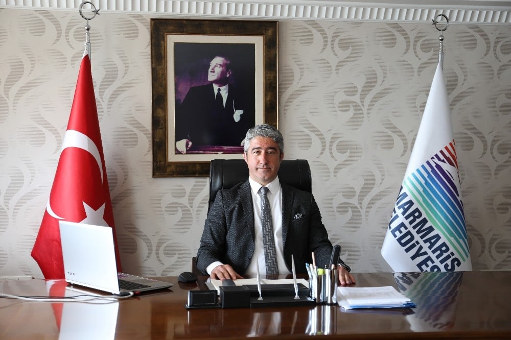 Başkan Mehmet Oktay görevinin başında 