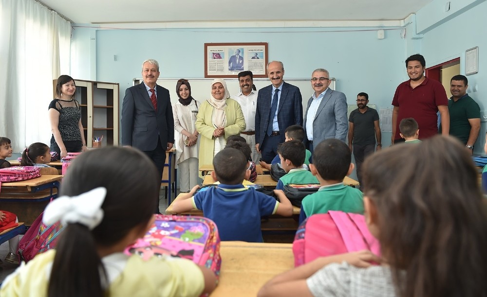 Başkan Okay, “Geleceğimiz olan çocuklarımıza yatırımlarımız devam edecek” 