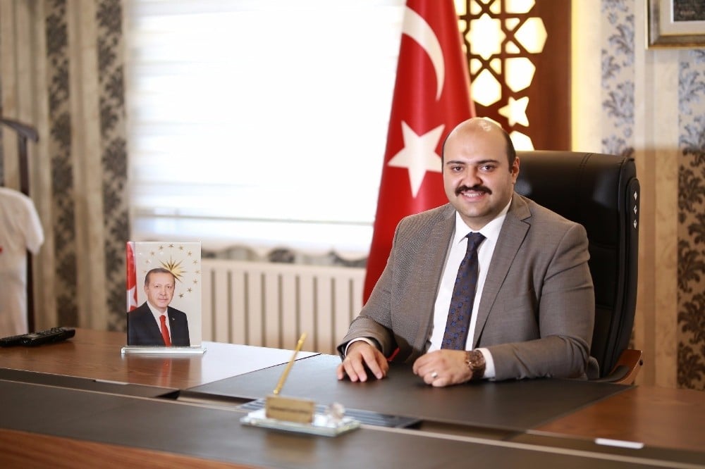 Başkan Orhan: “Gençlerimiz geleceğimiz” 